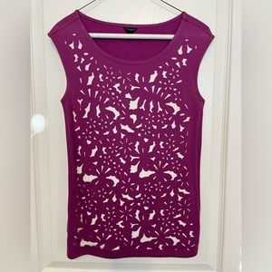 ANN TAYLOR sleeveless tank with laser-cut floral pattern